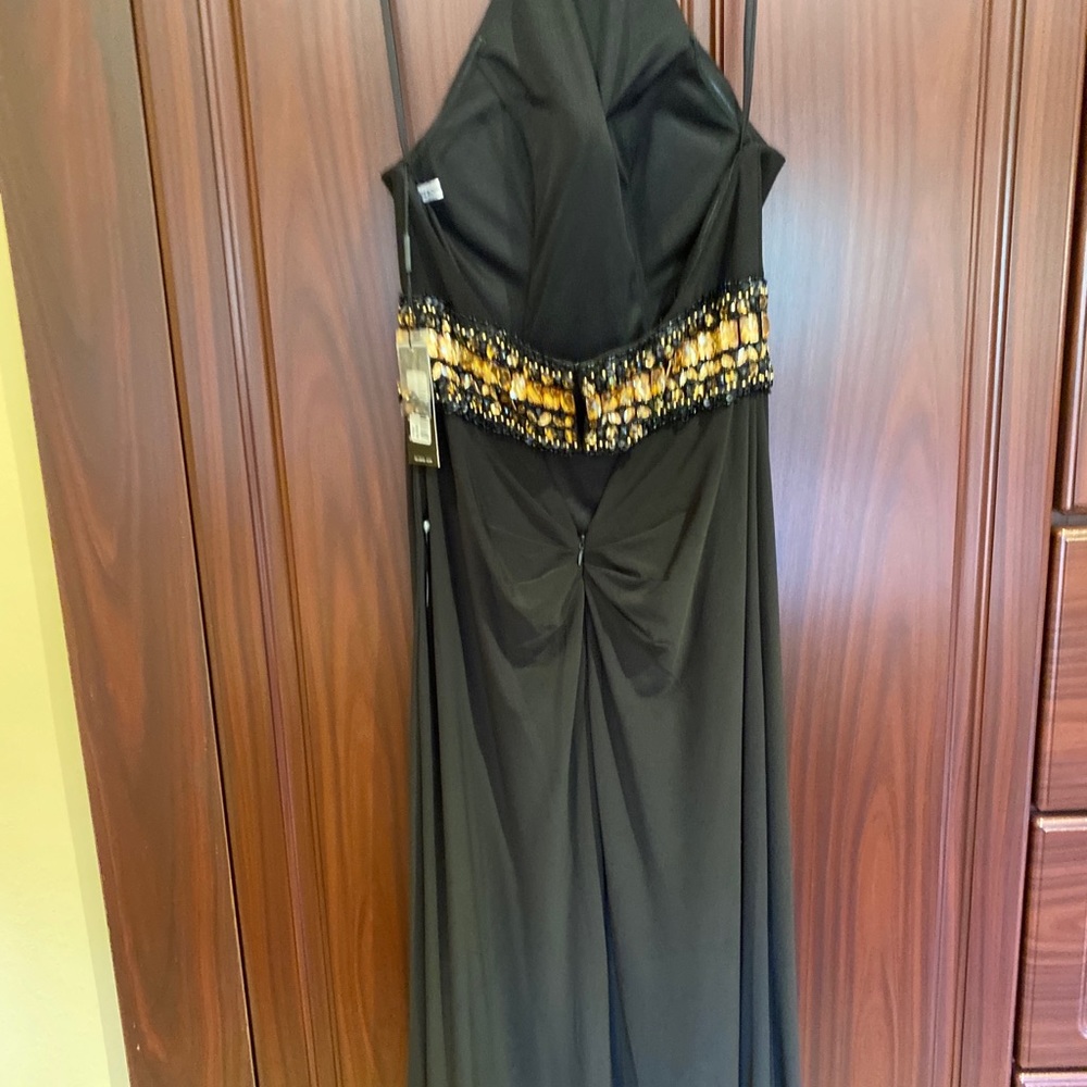 FAVIANA BLACK DRESS.